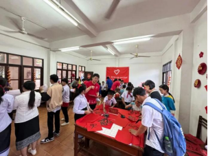 青年报：让老挝青年体验中国传统文化